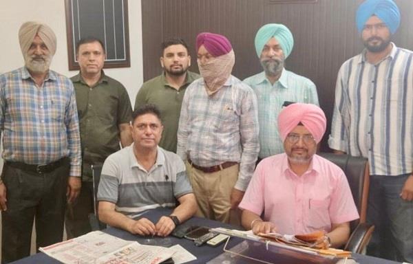 ਵਿਜੀਲੈਂਸ ਬਿਊਰੋ ਵੱਲੋਂ ਬਿਜਲੀ ਬੋਰਡ ਦਾ ਲਾਈਨਮੈਨ 5,000 ਰੁਪਏ ਰਿਸ਼ਵਤ ਲੈਂਦਾ ਰੰਗੇ ਹੱਥੀਂ ਕਾਬੂ