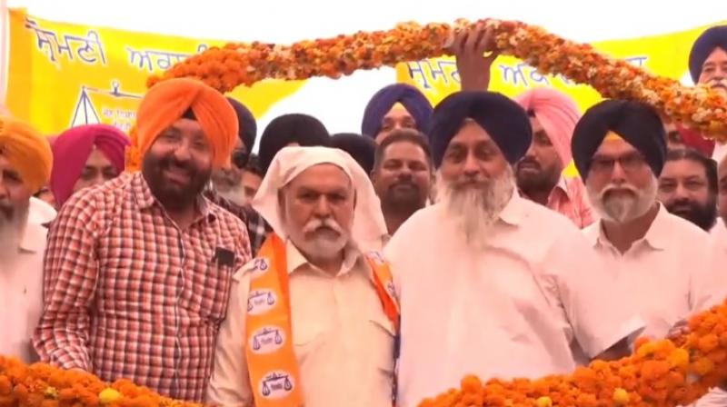 ਪੰਜਾਬ ਕਾਂਗਰਸ ਨੂੰ ਇੱਕ ਹੋਰ ਝਟਕਾ ਦੇੰਦੇ ਹੋਏ ਮਹਿੰਦਰ ਸਿੰਘ ਕੇਪੀ ਸ਼੍ਰੋਮਣੀ ਅਕਾਲੀ ਦਲ ਵਿਚ ਸ਼ਾਮਲ ਹੋਏ
