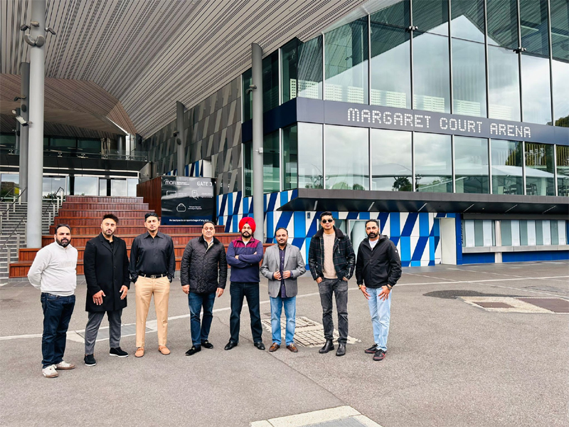 ਗੁਰਦਾਸ ਮਾਨ ਦੇ ਮੈਲਬੌਰਨ ਸ਼ੋਅ ਲਈ ਬੁੱਕ ਵੈਨਿਊ ''ਚ ਬੈਠ ਸਕਦੇ ਨੇ 8 ਹਜ਼ਾਰ ਦਰਸ਼ਕ। 