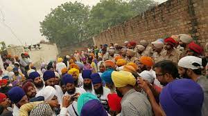  ਬੇਅਦਬੀ ਦੇ ਮਾਮਲੇ ''ਚ ਮੋਗਾ ਅਦਾਲਤ ਵੱਲੋਂ ਤਿੰਨ ਡੇਰਾ ਪ੍ਰੇਮੀਆਂ ਨੂੰ 3-3 ਸਾਲ ਦੀ ਸਜ਼ਾ। 