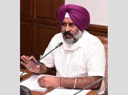 ਕੌਂਸਲਰਾਂ ਨਾਲ ਦੋ-ਟੁੱਕ ਕਰਦੇ ਹੋਏ ਵਿਧਾਇਕ ਪਰਗਟ ਸਿੰਘ ਨੇ ਕਿਹਾ,‘ਕਾਂਗਰਸ ’ਚ ਰਹਿਣਾ ਹੈ ਤਾਂ 100 ਫੀਸਦੀ ਯੋਗਦਾਨ ਪਾਓ’