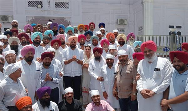 ਗੁਰਦੁਆਰਾ ਬੀੜ ਬਾਬਾ ਬੁੱਢਾ ਸਾਹਿਬ ਵਿਖੇ ਰਾਜਾ ਵੜਿੰਗ ਹੋਏ ਨਤਮਸਤਕ