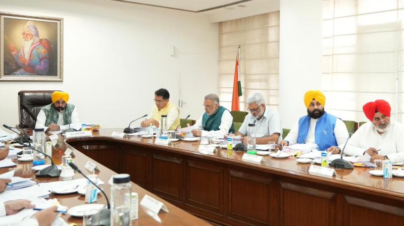 ਪੰਜਾਬ ਕੈਬਨਿਟ ਦਾ ਵੱਡਾ ਫ਼ੈਸਲਾ,ਪੰਚਾਇਤੀ ਚੋਣਾਂ ''ਚ ਹੁਣ ਨਹੀਂ ਮਿਲੇਗਾ ਸਿਆਸੀ ਪਾਰਟੀਆਂ ਦਾ ਚੋਣ ਨਿਸ਼ਾਨ