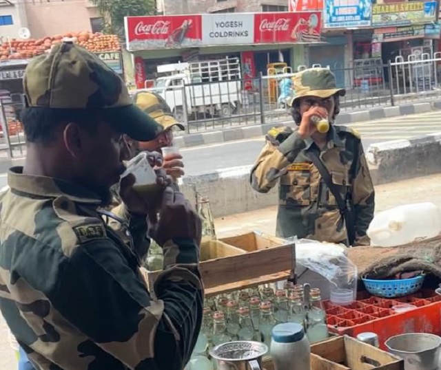 ਮੁੜ ਦੇਖੇ ਗਏ ਪੰਜਾਬ ਵਿਚ ਤਿੰਨ ਸ਼ੱਕੀ,ਵੱਡੀ ਵਾਰਦਾਤ ਦੀ ਹੋ ਰਹੀ ਕੋਸ਼ਿਸ਼,ਫੌਜ ਦੀ ਵਰਦੀ ''ਚ ਤਿੰਨਾਂ ਦੀਆਂ ਤਸਵੀਰਾਂ ਵਾਇਰਲ