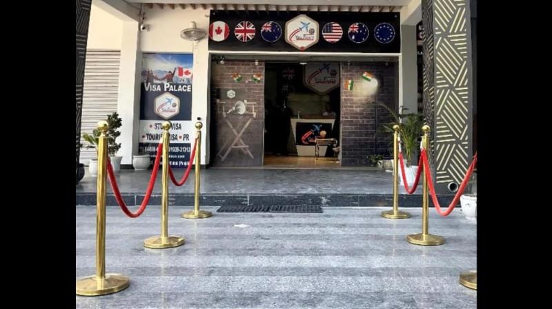 ਪੰਜਾਬ ਪੁਲਿਸ ਦੇ ਸਾਈਬਰ ਕ੍ਰਾਈਮ ਡਵੀਜ਼ਨ ਨੇ ਗੈਰ-ਕਾਨੂੰਨੀ ਢੰਗ ਨਾਲ ਲੋਕਾਂ ਨੂੰ ਕੰਬੋਡੀਆ ਭੇਜਣ ਵਾਲੇ 2 ਟਰੈਵਲ ਏਜੰਟਾਂ ਨੂੰ ਕੀਤਾ ਗ੍ਰਿਫਤਾਰ