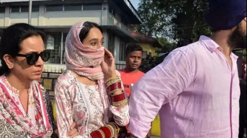 ਡਿਬਰੂਗੜ੍ਹ ਜੇਲ੍ਹ ’ਚ ਅੰਮ੍ਰਿਤਪਾਲ ਨੂੰ ਖਡੂਰ ਸਾਹਿਬ ਦੀ ਜਿੱਤ ਤੋਂ ਬਾਅਦ ਮਿਲਣ ਪਹੁੰਚੀ ਉਨ੍ਹਾਂ ਦੀ ਪਤਨੀ 