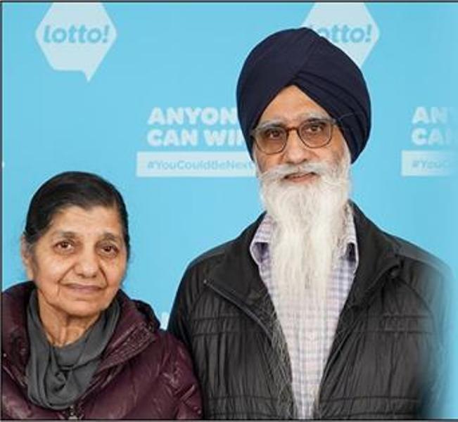  ਪੰਜਾਬੀ ਜੋੜੇ ਦਾ ਲੱਗਾ ਸਰੀ ''ਚ ਜੈਕਪਾਟ, ਜਿੱਤੀ 500,000 ਡਾਲਰ ਦੀ ਲਾਟਰੀ। 