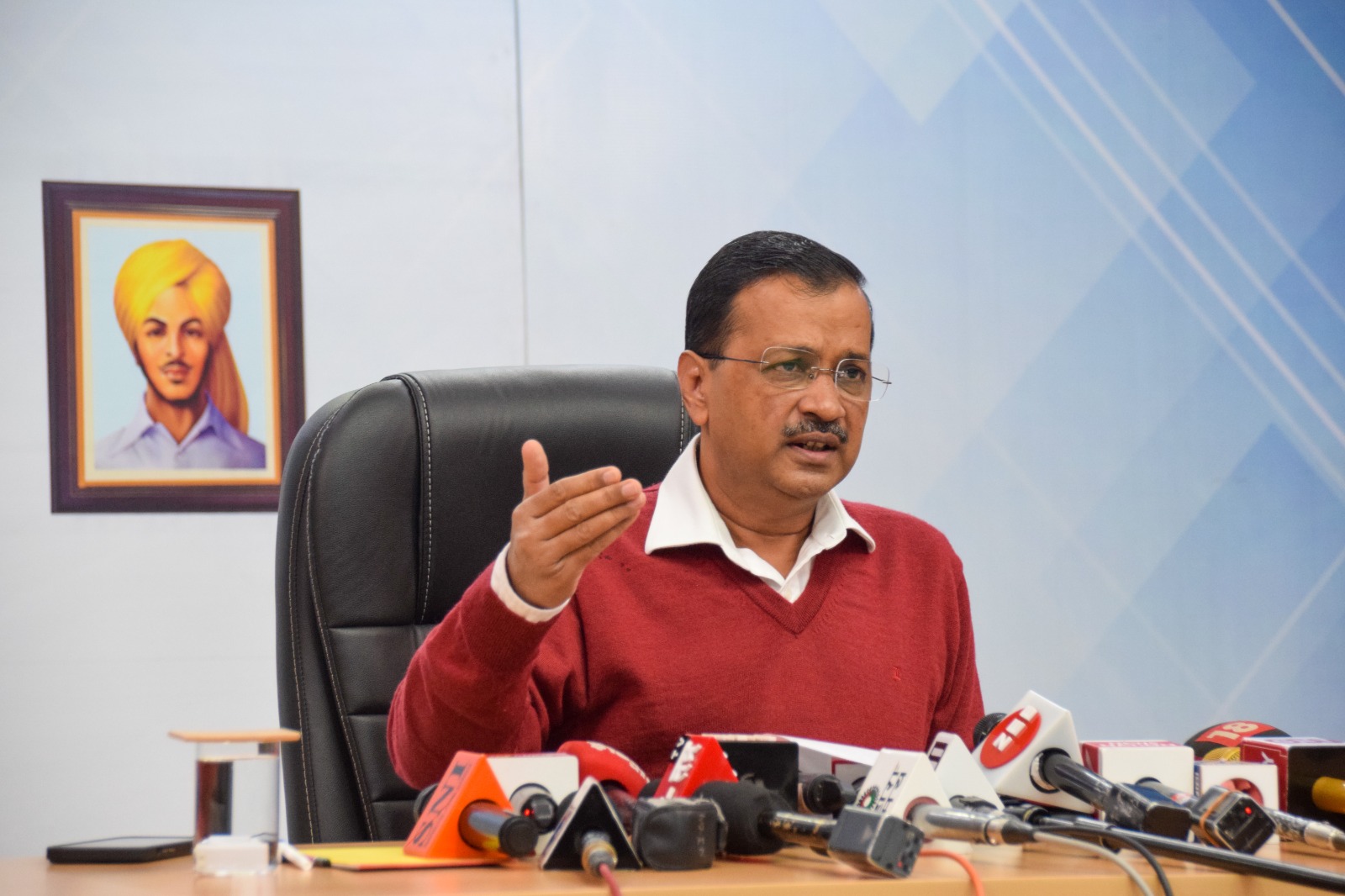 ਪੰਜਾਬ ਦੇ ਸਕੂਲਾਂ ਦੇ ਪ੍ਰਿੰਸੀਪਲ ਫਰਵਰੀ ਵਿਚ ਸਿਖਲਾਈ ਲਈ ਜਾ ਰਹੇ ਸਿੰਗਾਪੁਰ,ਜੋ ਵਾਪਸ ਆ ਕੇ ਸਕੂਲਾਂ ਦਾ ਕਰਨਗੇ ਸੁਧਾਰ- ਕੇਜਰੀਵਾਲ