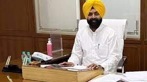 ਲੋਕੇਸ਼ਨ ਟਰੈਕਿੰਗ ਸਿਸਟਮ ਲੱਗੇਗਾ ਪਹਿਲੀ ਅਗਸਤ ਤੋਂ ਵਾਹਨਾਂ ’ਤੇ 