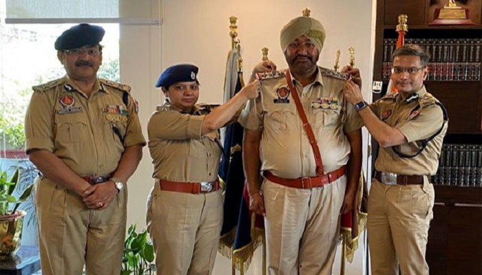 ਖੰਨਾ ਦੇ ‘ਸੁਪਰ ਕਾਪ’ ਨੂੰ DGP ਗੌਰਵ ਯਾਦਵ ਨੇ ਕੀਤਾ ਸਨਮਾਨਿਤ, ਇੰਸਪੈਕਟਰ ਰੈਂਕ ਵਜੋਂ ਦਿੱਤੀ ਤਰੱਕੀ