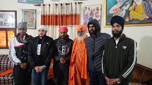 ਰੂਸ ਦੀ ਜੇਲ੍ਹ ’ਚ ਫਸੇ 6 ਭਾਰਤੀ ਨੌਜਵਾਨ ਸੰਤ ਸੀਚੇਵਾਲ ਦੇ ਯਤਨਾਂ ਸਦਕਾ ਸਵਦੇਸ਼ ਪਰਤੇ, ਸੁਣਾਈ ਹੱਡਬੀਤੀ