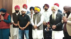 CM ਮਾਨ ਸ੍ਰੀ ਗੁਰੂ ਨਾਨਕ ਦੇਵ ਜੀ ਦੇ ਪ੍ਰਕਾਸ਼ ਪੁਰਬ ਮੌਕੇ ਗੁਰੂ ਘਰ ਨਤਮਸਤਕ ਹੋਏ