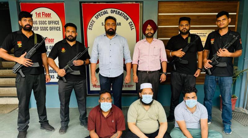 ਜਾਅਲੀ ਦਸਤਾਵੇਜ਼ ਬਣਾ ਕੇ ਵਿਦੇਸ਼ ਭੇਜਣ ਵਾਲੇ ਇਮੀਗ੍ਰੇਸ਼ਨ ਏਜੰਟਾਂ ਨੂੰ ਮੁਹਾਲੀ ਪੁਲਿਸ ਨੇ ਕੀਤਾ ਗ੍ਰਿਫਤਾਰ