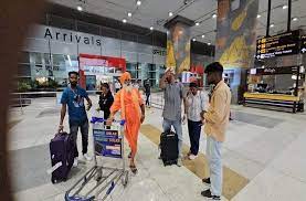 MP ਸੰਤ ਸੀਚੇਵਾਲ ਦੀ ਮਦਦ ਨਾਲ ਮਸਕਟ ''ਚ ਫਸੀਆਂ 2 ਪੰਜਾਬੀ ਔਰਤਾਂ ਵਾਪਸ ਪਰਤੀਆਂ। 