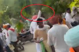 BDO ਦਫ਼ਤਰ ''ਚ ਸਰਪੰਚੀ ਦੇ ਕਾਗਜ਼ ਭਰਨ ਆਏ ਸਾਬਕਾ ਸਰਪੰਚ ਨੇ ਚਲਾ''ਤੀਆਂ ਗੋਲ਼ੀਆਂ