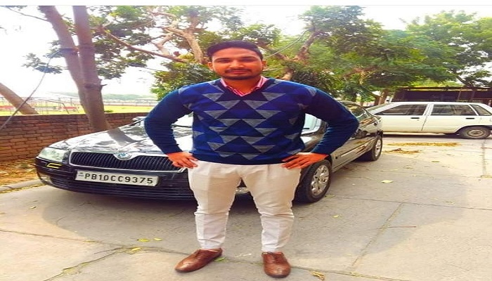 ਪੰਜਾਬੀ ਗਾਇਕ ਦੀ ਕੈਨੇਡਾ ‘ਚ ਹੋਈ ਮੌਤ,ਖਾਣਾ ਖਾਂਦੇ ਸਮੇਂ ਪਿਆ ਦਿਲ ਦਾ ਦੌਰਾ