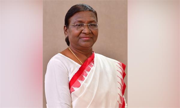 ਰਾਸ਼ਟਰਪਤੀ ਦ੍ਰੋਪਦੀ ਮੁਰਮੂ ਨੂੰ 7 ਦੇਸ਼ਾਂ ਦੇ ਡਿਪਲੋਮੈਟਾਂ ਨੇ ਸੌਂਪੇ ਆਪਣੇ ਪ੍ਰਮਾਣ ਪੱਤਰ