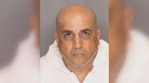 ਪੰਜਾਬੀ ਮੂਲ ਦੇ ਵਿਅਕਤੀ ਨੇ ਅਮਰੀਕਾ ''ਚ ਦੋ ਔਰਤਾਂ ਦੇ ਕਤਲ ਦਾ ਦੋਸ਼ ਕਬੂਲਿਆ। 