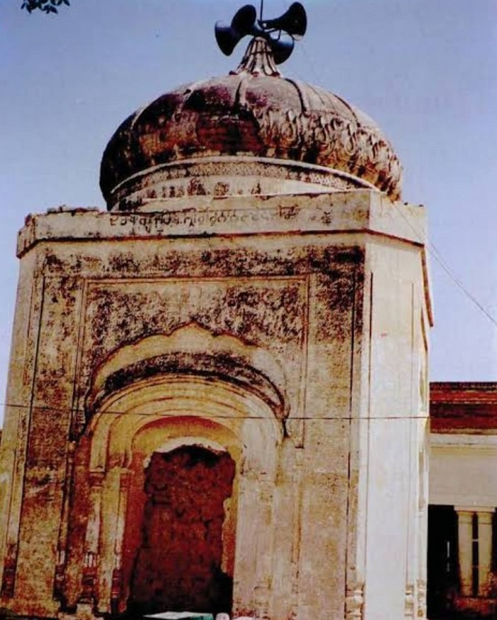ਜ਼ਰੂਰਤ ਤੋਂ ਜ਼ਿਆਦਾ ਖਸਤਾ ਹੋਈ ਪਾਕਿਸਤਾਨ ਦੇ ਗੁਰਦੁਆਰਾ ਟਿੱਬਾ ਨਾਨਕਸਰ ਦੀ ਹਾਲਤ। 