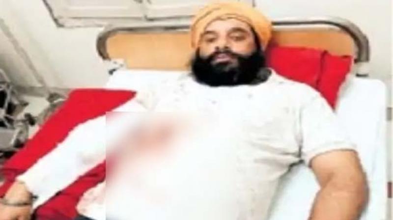 ਵੱਡੀ ਵਾਰਦਾਤ, ਜਲੰਧਰ ’ਚ ਨਿਹੰਗਾਂ ਨੇ ਆਰ. ਪੀ. ਐੱਫ਼. ਮੁਲਾਜ਼ਮ ’ਤੇ ਤਲਵਾਰਾਂ ਨਾਲ ਹਮਲਾ ਕਰ ਵੱਢੀ ਬਾਂਹ