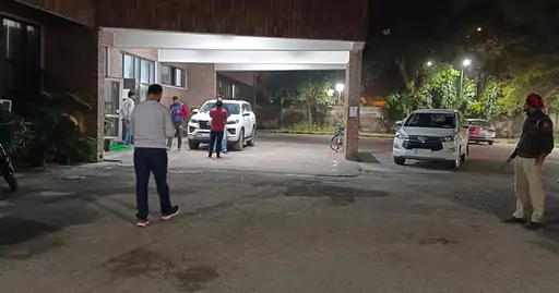 ਆਪ MLA ਦੇ PA ‘ਤੇ ਰਿਸ਼ਵਤ ਲੈਣ ਦੇ ਲਗੇ ਅਰੌਪ, ਗੱਡੀ ‘ਚੋਂ ਮਿਲਿਆ ਰੁ. ਨਾਲ ਭਰਿਆ ਬੈਗ