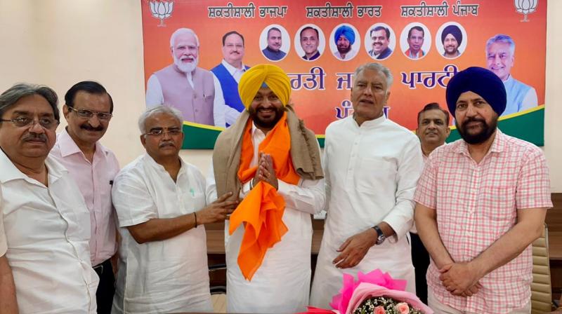 ਸੁਨੀਲ ਜਾਖੜ ਤੇ ਰਵਨੀਤ ਬਿੱਟੂ ਨੇ ਲੋਕ ਸਭਾ ਸੀਟਾਂ ਹਾਰਨ ਮਗਰੋਂ ਇਕੱਠਿਆਂ ਕੀਤੀ ਮੀਟਿੰਗ