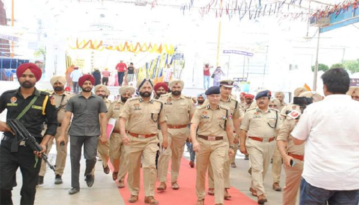 DGP ਗੌਰਵ ਯਾਦਵ ਪਹੁੰਚੇ ਤਖਤ ਸ੍ਰੀ ਦਮਦਮਾ ਸਾਹਿਬ, ਵਿਸਾਖੀ ਮੇਲੇ ਨੂੰ ਲੈ ਕੇ ਸੁਰੱਖਿਆ ਪ੍ਰਬੰਧਾਂ ਦਾ ਲਿਆ ਜਾਇਜ਼ਾ