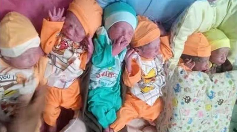 ਪਾਕਿਸਤਾਨ ’ਚ ਔਰਤ ਨੇ ਇੱਕੋ ਸਮੇਂ 4 ਪੁੱਤਰਾਂ ਤੇ 2 ਧੀਆਂ ਨੂੰ ਜਨਮ ਦਿੱਤਾ 