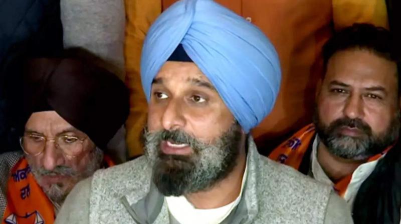  7 ਘੰਟੇ ਤਕ ਬਿਕਰਮ ਮਜੀਠੀਆ ਤੋਂ ਕੀਤੀ ਗਈ ਪੁੱਛਗਿੱਛ; ਨਵੀਂ ਸਿੱਟ ਸਾਹਮਣੇ ਹੋਈ ਪਹਿਲੀ ਪੇਸ਼ੀ