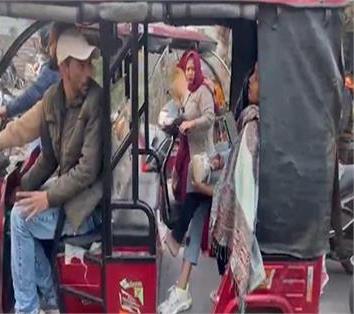 ਗੁਰਦਾਸਪੁਰ ’ਚ ਸ਼ਰੇਆਮ ਤੇਜ਼ਧਾਰ ਹਥਿਆਰਾਂ ਨਾਲ ਵਿਅਕਤੀ ''ਤੇ ਕੀਤੇ ਵਾਰ