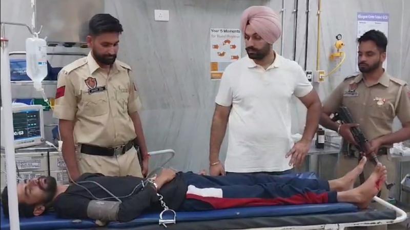 ਮੋਹਾਲੀ ਪੁਲਿਸ ਤੇ ਗੈਂਗਸਟਰਾਂ ਵਿਚਾਲੇ ਮੁਕਾਬਲਾ;ਗੈਂਗਸਟਰ ਅਨਿਲ ਬਿਸ਼ਨੋਈ ਦੇ ਪੈਰ ''ਤੇ ਲੱਗੀ ਗੋਲੀ