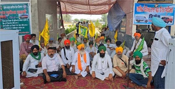 ਕਿਸਾਨਾਂ ਦਾ ਪ੍ਰਦਰਸ਼ਨ 7ਵੇਂ ਦਿਨ ਵੀ ਜਾਰੀ,ਅੱਜ ਵੀ ਫ਼ਰੀ ਰਿਹਾ ਲਾਡੋਵਾਲ ਟੋਲ ਪਲਾਜ਼ਾ