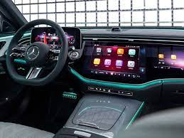 ChatGPT ਦੀ ਵਰਤੋਂ ਹੁਣ ਕਾਰਾਂ ''ਚ ਵੀ ਹੋਵੇਗੀ , Mercedes-Benz ਤੇ Microsoft ਨੇ ਕੀਤਾ ਐਲਾਨ। 