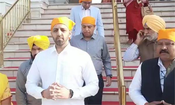 ਕੈਲਗਰੀ ਦੇ MP ਪਹੁੰਚੇ ਸੱਚਖੰਡ ਸ੍ਰੀ ਹਰਿਮੰਦਰ ਸਾਹਿਬ,ਪੰਜਾਬ ਤੇ ਕੈਨੇਡਾ ਦੇ ਰਿਸ਼ਤੇ ਨੂੰ ਲੈ ਕੇ ਕਹੀ ਇਹ ਗੱਲ