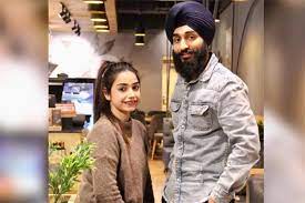  ''ਕੁੱਲ੍ਹੜ ਪਿੱਜ਼ਾ'' ਕੱਪਲ ਮੁੜ ਚਰਚਾ ''ਚ, ਸਹਿਜ ਅਰੋੜਾ ਬੋਲੇ, ਫੇਕ ਨਹੀਂ ਸੀ ਨਿੱਜੀ ਵੀਡੀਓ। 