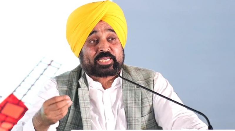 ਰਾਜਪੁਰਾ ਵਿਚ CM ਨੇ ਕੈਟਲ ਫੀਡ ਪਲਾਂਟ ਦਾ ਰੱਖਿਆ ਨੀਂਹ ਪੱਥਰ, 138 ਕਰੋੜ ਰੁਪਏ ਦੀ ਲਾਗਤ ਨਾਲ ਪਲਾਂਟ ਬਣਾਏਗੀ ਹਾਲੈਂਡ ਦੀ ਕੰਪਨੀ। 