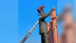 ਅੰਮ੍ਰਿਤਸਰ ''ਚ ਡਾ. ਅੰਬੇਦਕਰ ਦੀ ਮੂਰਤੀ ਦਾ ਅਪਮਾਨ ਕਰਨ ਦੇ ਮਾਮਲੇ ’ਚ ਇਕ ਵਿਅਕਤੀ ਹੋਇਆ ਗ੍ਰਿਫ਼ਤਾਰ