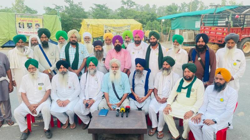 ਖਨੌਰੀ ਬਾਰਡਰ ’ਤੇ ਕਿਸਾਨ ਮਜ਼ਦੂਰ ਮੋਰਚਾ ਅਤੇ SKM (ਗੈਰ ਰਾਜਨੀਤਿਕ) ਦੀ ਹੋਈ ਅਹਿਮ ਮੀਟਿੰਗ