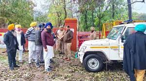 MP ਸਿਮਰਨਜੀਤ ਸਿੰਘ ਮਾਨ ਨੂੰ ਘਰ ''ਚ ਨਜ਼ਰਬੰਦ ਕੀਤਾ ਗਿਆ, ਪੁਲਸ ਹੀ ਪੁਲਸ ਹਰ ਪਾਸੇ 